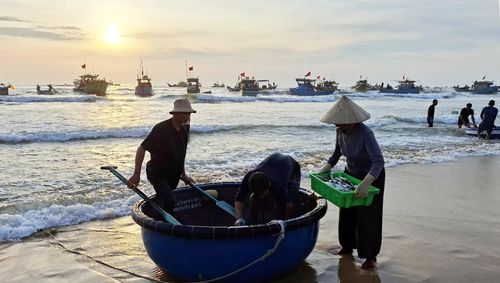 Chợ cá Nhân Trạch mang lại những trải nghiệm đẹp cho du khách - Ảnh: N.M