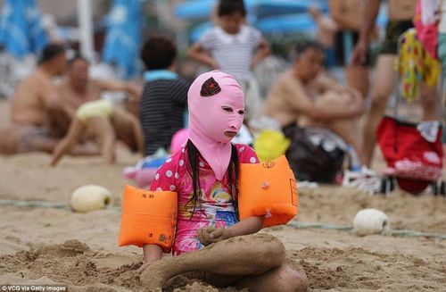 Nhiều người Trung Quốc quan điểm rằng mặt trắng là xinh đẹp. (Ảnh: Getty)
