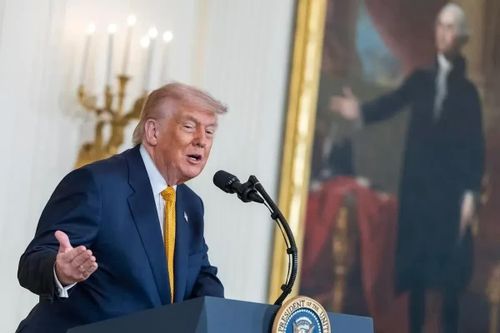 Trước ngày sinh nhật của mình, ông Trump khẳng định ngày 14/6, Mỹ và Iran sẽ ký thỏa thuận hòa bình. Ảnh: Reuters.