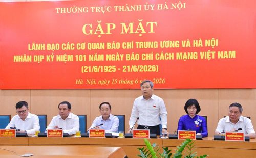 Chủ tịch UBND thành phố Hà Nội Vũ Đại Thắng phát biểu