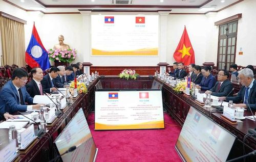 Quang cảnh buổi hội đàm. Ảnh: Phạm Kiên