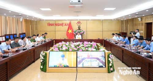 Hội nghị sơ kết công tác hoàn thành cơ sở dữ liệu quốc gia về đất đai. Ảnh: Thành Cường