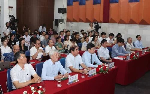Sự kiện do Cục Đổi mới sáng tạo, Chuyển đổi xanh và Khuyến công (Bộ Công Thương) phối hợp với Cơ quan Báo và Phát thanh, Truyền hình Hà Nội tổ chức.
