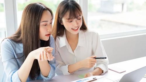 Trong thời đại AI phát triển mạnh mẽ, sinh viên Marketing được kỳ vọng không chỉ giỏi sáng tạo mà còn biết tận dụng công nghệ để nâng cao hiệu quả công việc. Ảnh minh họa