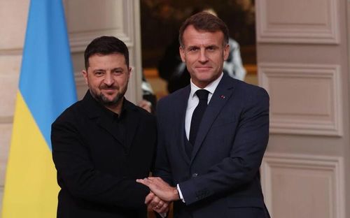 Ukraine vẫn là tâm điểm của các cuộc thảo luận tại G7, nơi các đồng minh phương Tây phải tìm cách duy trì sự ủng hộ dành cho Kiev trong bối cảnh trật tự quốc tế ngày càng phân cực. Ảnh: Reuters.