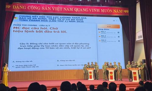 Phần thi kiến thức và hùng biện.