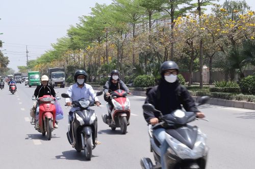 Nhiệt độ cao nhất ghi tại Trạm khí tượng Hà Đông ngày 26-5-2026 đạt 41,1 độ C, chỉ thấp hơn mức cao nhất từng ghi nhận trong tháng 5 là 41,3 độ C năm 2019. Ảnh: Kim Nhuệ