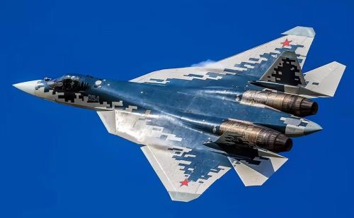 Su-57 hiện được xem là lựa chọn khả thi nhất cho việc hiện đại hóa phi đội máy bay chiến đấu, vì tầm hoạt động vượt trội của nó sẽ cho phép bao phủ không phận và tuần tra tầm xa.