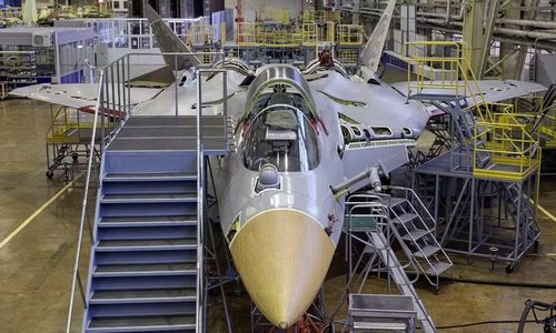 Tờ MW cho rằng Việt Nam đang rất quan tâm đến việc mua máy bay chiến đấu thế hệ thứ năm Su-57 của Nga vào đầu những năm 2030.