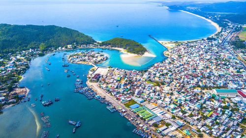 Vùng đất phía Nam Quảng Ngãi đang có một hệ sinh thái du lịch đa dạng. Ảnh: Đoàn Vương Quốc