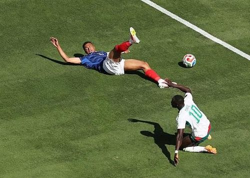 Trực tiếp World Cup 2026 Pháp vs Senegal 0-0 (H2): VAR vào cuộc, trong tài  không cho Mbappe hưởng 11m - Báo Tiền Phong