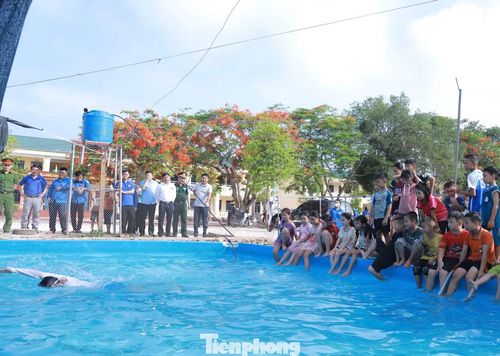 Cán bộ Đoàn xã Vân Du cho biết, công tác bảo vệ trẻ em trước nguy cơ đuối nước được xác định là một trong những nhiệm vụ trọng tâm của chiến dịch hè năm nay.