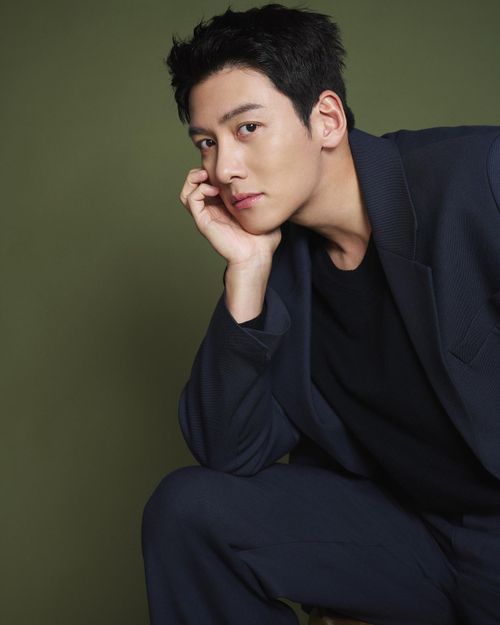 Ji Chang Wook góp mặt tại "Đêm Điện ảnh Hàn Quốc" (Korean Film Night) diễn ra tối 29/6.