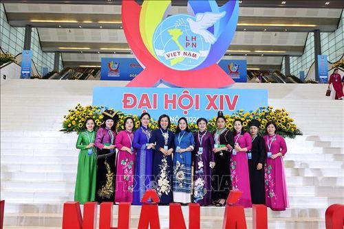 Các đại biểu tham dự Phiên thứ nhất của Đại hội đại biểu Phụ nữ toàn quốc lần thứ XIV. Ảnh: Minh Đức/TTXVN.