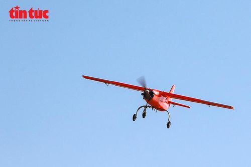 Máy bay mục tiêu bay vào khu vực diễn tập, phục vụ tình huống kiểm tra khả năng phát hiện, theo dõi và xử trí mục tiêu trên không của lực lượng phòng không.