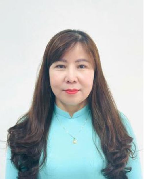 Chị Lê Thị Thu Hường, Chủ tịch Hội Liên hiệp Phụ nữ phường Cẩm Lệ.