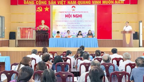 Quang cảnh buổi tiếp xúc.