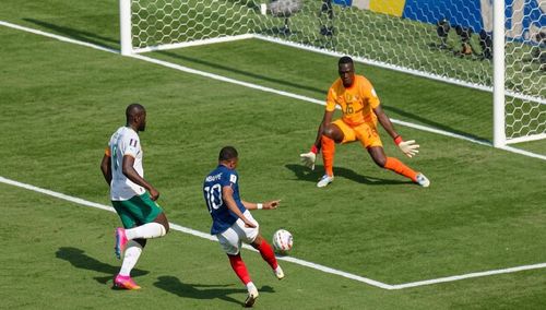 Pha ghi bàn mở tỷ số của Mbappe