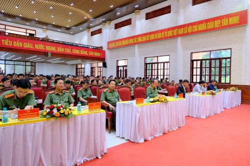 Công an tỉnh Lâm Đồng tổ chức hội nghị sơ kết 1 năm triển khai mô hình Công an địa phương 2 cấp.