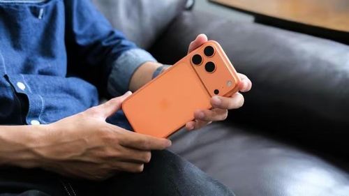 Thiết kế bên ngoài mới mẻ của iPhone 17 Pro Max. 