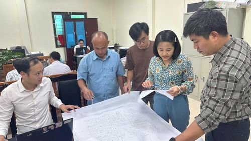 Mặt khác, xã xây dựng cơ sở dữ liệu dùng chung “đúng, đủ, sạch, sống” và ứng dụng trí tuệ nhân tạo (AI) làm đòn bẩy để nâng cao năng suất lao động.