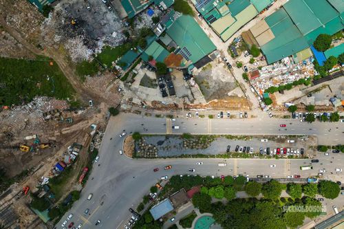 Nhiều nhà xưởng, công trình trong phạm vi dự án đã được tháo dỡ.