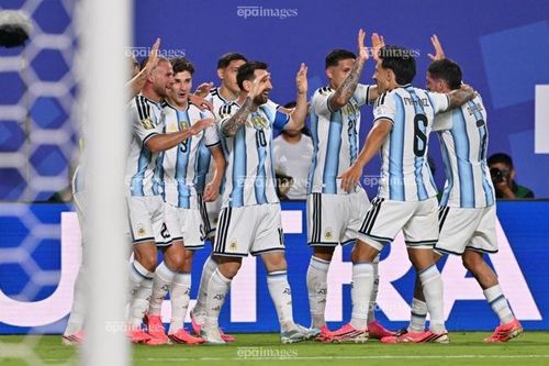  Thủ quân Argentina luôn là chỗ dựa đáng tin cậy cho đồng đội. Ảnh: FF. 