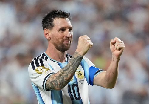  Messi nhiều lần tiếc nuối vì không đầu tư cho việc học tiếng Anh. Ảnh: Reuters.