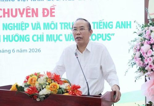 Tiến sĩ Phùng Đức Tiến phát biểu định hướng hội thảo. Ảnh: BTC