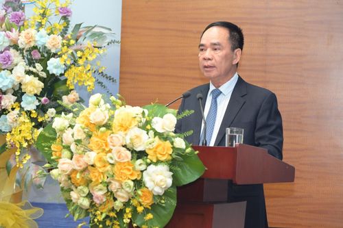 TS Nguyễn Quốc Thập - Chủ tịch Hội Dầu khí Việt Nam: Việc nghiên cứu xây dựng một đạo luật riêng về năng lượng tái tạo, đặc biệt là năng lượng ngoài khơi là cần thiết trong bối cảnh Việt Nam đang đẩy mạnh chuyển dịch năng lượng.