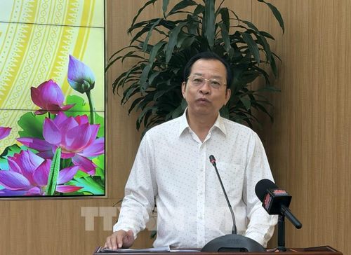 Phó Chủ tịch UBND thành phố Cần Thơ Vương Quốc Nam phát biểu. Ảnh: Nguyễn Văn Việt - TTXVN