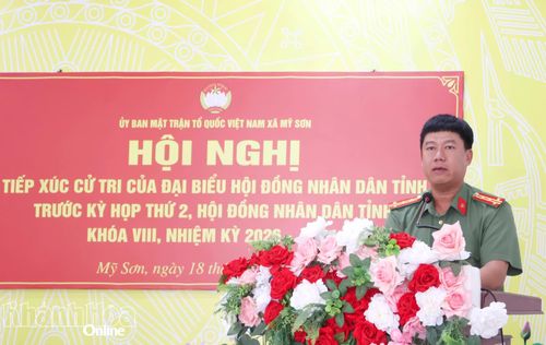 Lãnh đạo Công an tỉnh giải trình, tiếp thu ý kiến, kiến nghị của cử tri.