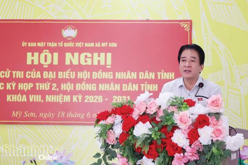 Đồng chí Nguyễn Long Biên tiếp thu, giải trình ý kiến, kiến nghị của cử tri.