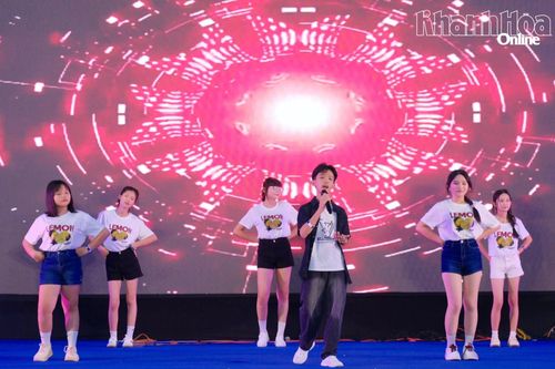 Một tiết mục tham gia thi.