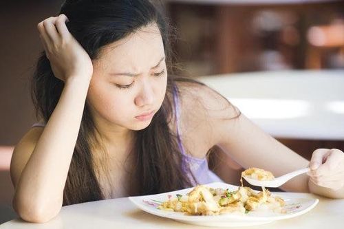 Hệ tiêu hóa suy yếu có thể khiến cơ thể thường xuyên mệt mỏi và thiếu năng lượng. Ảnh minh họa