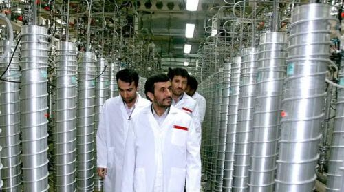 Theo quan chức này, bản ghi nhớ với Iran đã đáp ứng những lằn ranh đỏ mà chính quyền đặt ra từ trước, bao gồm việc ngăn Tehran sở hữu vũ khí hạt nhân, không cho phép Iran giữ uranium được làm giàu ở cấp độ cao và không để nước này thao túng nguồn cung năng lượng toàn cầu. 