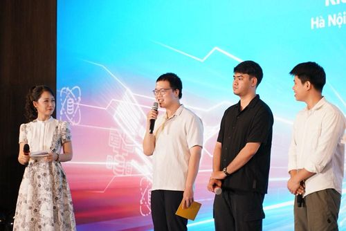 Đội Quán quân "AI thực chiến 2025" Converged chia sẻ về cuộc thi