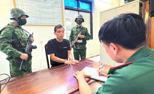  Đối tượng Hoàng Ngọc Phú tại cơ quan điều tra 