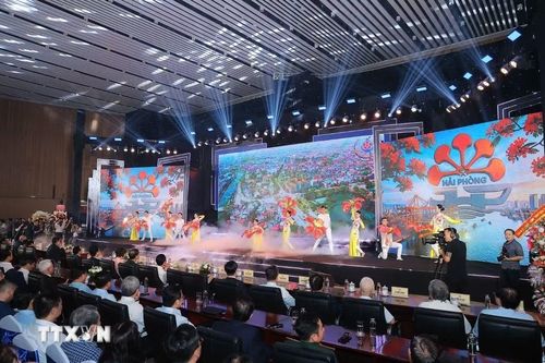 Chương trình nghệ thuật chào mừng khai mạc Hội báo toàn quốc 2026. (Ảnh: Minh Quyết/TTXVN)