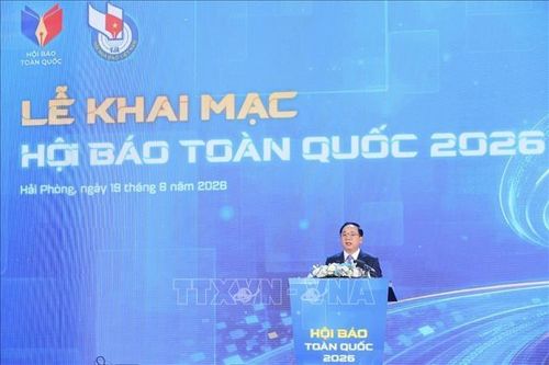 Đồng chí Trịnh Văn Quyết, Ủy viên Bộ Chính trị, Bí thư Trung ương Đảng, Trưởng Ban Tuyên giáo và Dân vận Trung ương phát biểu tại lễ khai mạc Hội báo toàn quốc 2026. Ảnh: Minh Quyết/ TTXVN