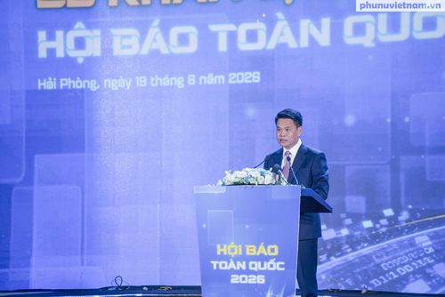 Đồng chí Lê Ngọc Châu, Ủy viên Trung ương Đảng, Bí thư Thành ủy Hải Phòng, phát biểu