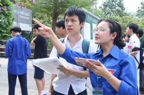 Kỳ thi tuyển sinh vào lớp 10 THPT công lập ở Hà Nội luôn tạo áp lực với hầu hết các thí sinh