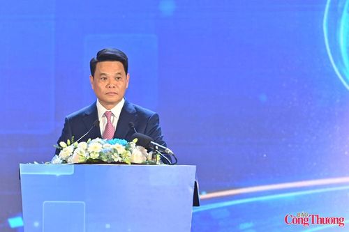 Thay mặt địa phương đăng cai tổ chức, ông Lê Ngọc Châu, Ủy viên Trung ương Đảng, Bí thư Thành ủy, Trưởng Đoàn đại biểu Quốc hội thành phố Hải Phòng bày tỏ vui mừng được đón tiếp các đồng chí lãnh đạo, các đại biểu về tham dự Hội Báo toàn quốc 2026.