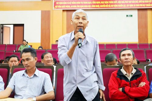 Cử tri xã Châu Phú đề đạt nguyện vọng đến các đại biểu HĐND tỉnh khóa XI, nhiệm kỳ 2026 - 2031.