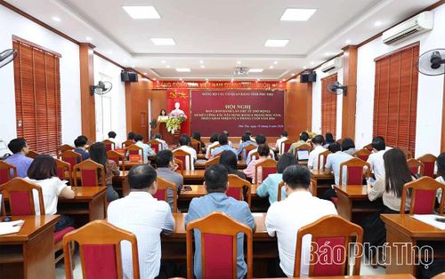Quang cảnh hội nghị