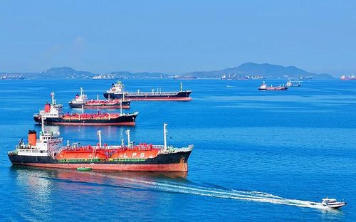 Chuyên gia phân tích lịch trình bay của Anh - ông Sean Moulton - dự đoán "kịch bản": có thể phải mất vài tháng để hoạt động thương mại cung ứng trở lại bình thường từ eo biển Hormuz. Ảnh: Shutterstock/GreenOak