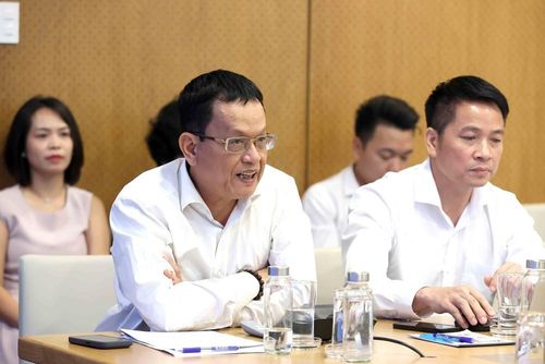 Ông Dương Quốc Thanh, nguyên Đại sứ Đặc mệnh Toàn quyền Việt Nam tại Cộng hòa Argentina (kiêm nhiệm Cộng hòa Uruguay và Cộng hòa Paraguay) phát biểu