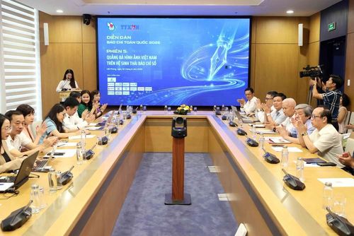Quang cảnh phiên thảo luận
