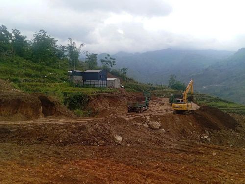 Công trường thi công tại khu vực biên giới Sì Lở Lầu, tỉnh Lai Châu
