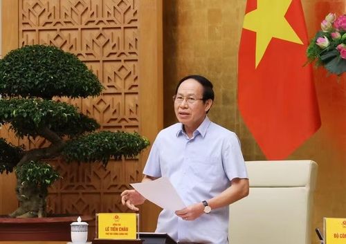 Phó Thủ tướng Lê Tiến Châu, Trưởng Ban Chỉ đạo xây dựng trường học cho các xã biên giới chủ trì cuộc họp của Ban Chỉ đạo trực tuyến với 22 địa phương. (Ảnh: VGP)